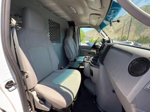 2011 Ford E350 Super Duty Recreational