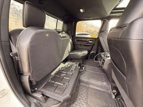 2024 RAM 2500 Laramie Crew Cab 4x4 6'4' Box