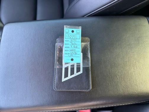 Pearl White Multi-Coat 2020 Tesla Model 3 Standard Range