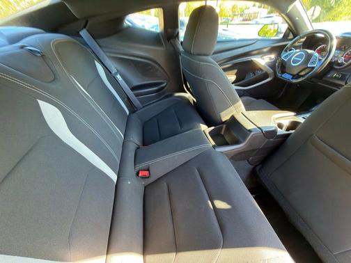 2016 Chevrolet Camaro 1LT