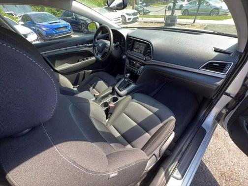 2017 Hyundai ELANTRA SE Value Edition