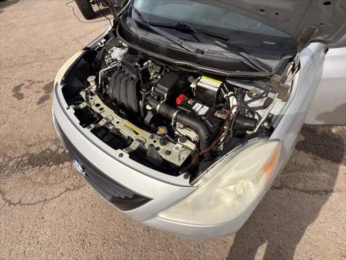2014 Nissan Versa 1.6 S+