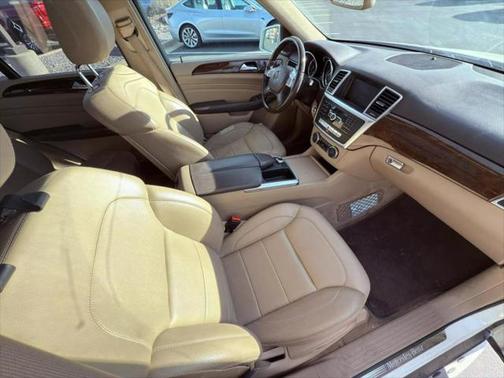 2012 Mercedes-Benz M-Class 4MATIC