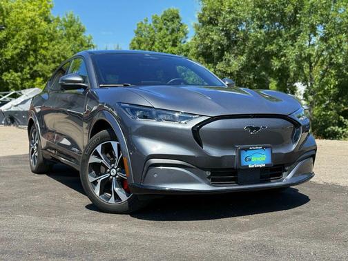 2021 Ford Mustang Mach-E Premium