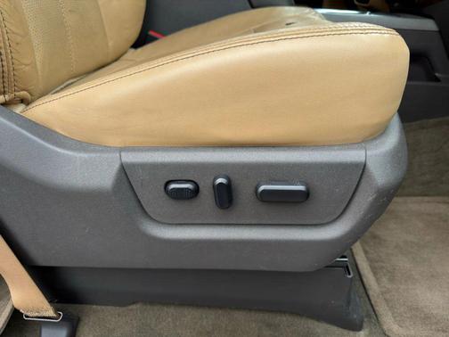 2011 Ford F-250 Lariat