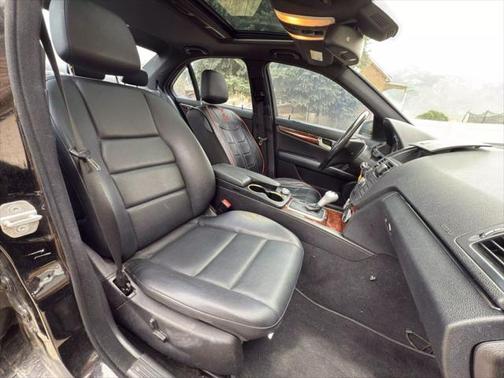 2011 Mercedes-Benz C-Class C 300 4MATIC Luxury