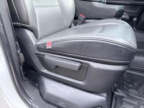 2019 RAM 2500 Tradesman Crew Cab 4x4 8' Box