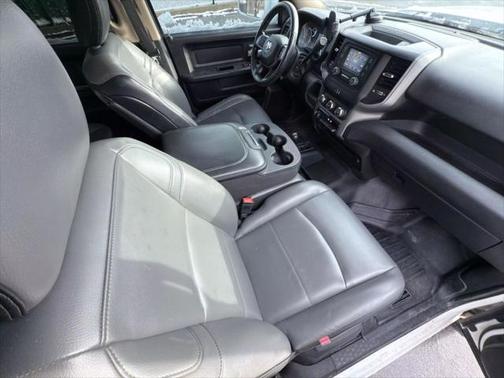 2019 RAM 2500 Tradesman Crew Cab 4x4 8' Box