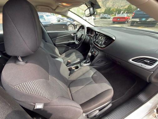 2016 Dodge Dart SE