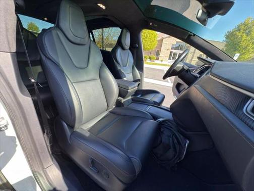 2017 Tesla Model X 75D
