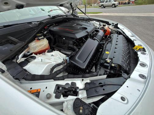 Trofeo White Tri-Coat 2018 Alfa Romeo Giulia Ti Lusso