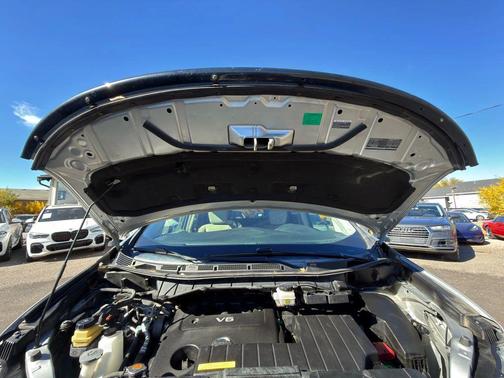 2014 Nissan Quest LE