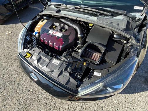 2016 Ford Focus ST 