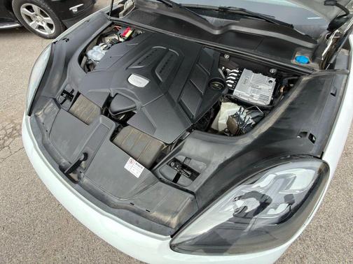 2020 Porsche Cayenne Cayenne