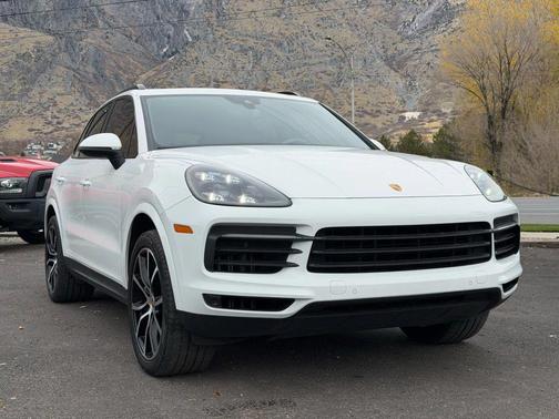 2020 Porsche Cayenne Cayenne