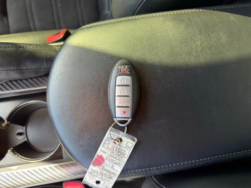 2020 Nissan GT-R Premium Dual-clutch 6-Speed Transmission