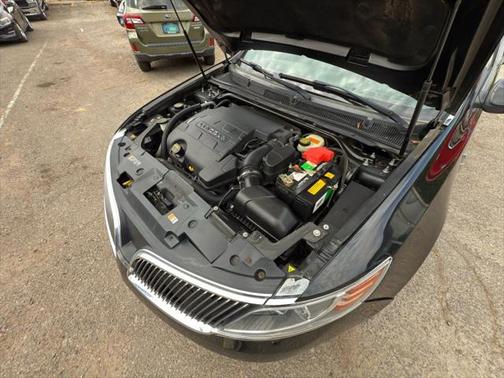 2013 Lincoln MKS Base