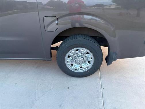 2019 Nissan NV Passenger NV3500 HD SL V8