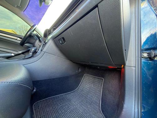 2020 Volkswagen Passat 2.0T R-Line