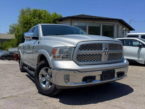 2017 RAM 1500 SLT