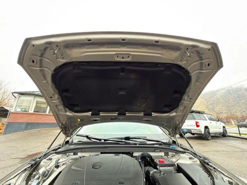 2020 Volvo S60 T5 Momentum