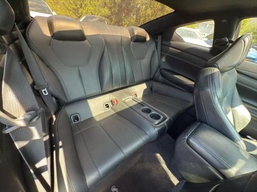 2017 INFINITI Q60 2.0t Premium