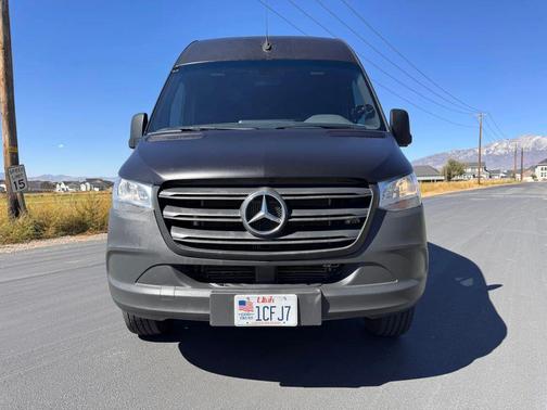 2019 Mercedes-Benz Sprinter 2500 High Roof w/170  WB Van 3D