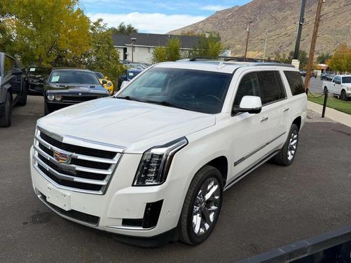 2017 Cadillac Escalade ESV Sport