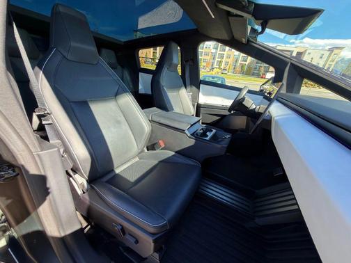 2024 Tesla Cybertruck All-Wheel Drive