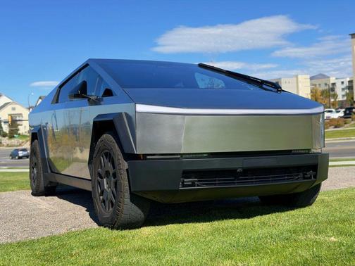 2024 Tesla Cybertruck All-Wheel Drive
