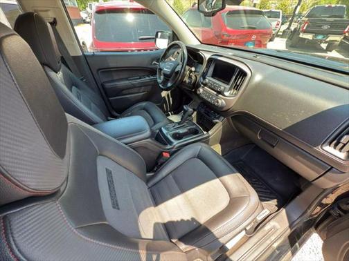 2017 GMC Canyon SLE