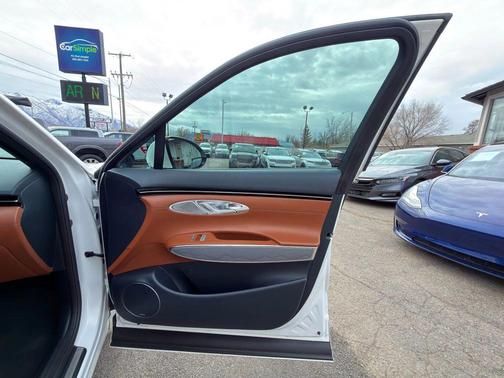 2023 Genesis GV70 2.5T AWD