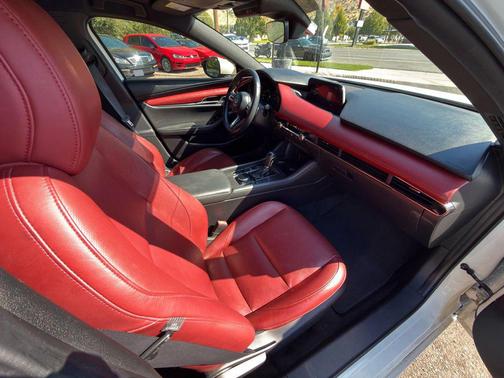 2020 Mazda Mazda3 FWD w/Premium Package