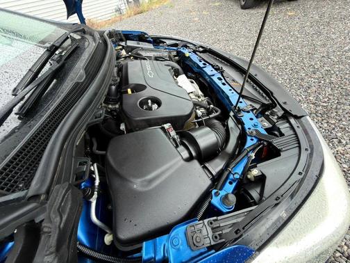 Blue 2016 Chevrolet Cruze LT Auto