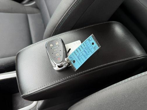 Blue 2016 Chevrolet Cruze LT Auto