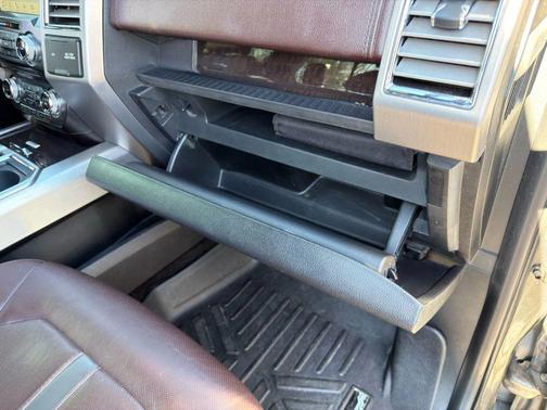 2016 Ford F-150 Platinum