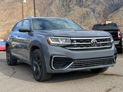 2021 Volkswagen Atlas Cross Sport 3.6L V6 SE w/Technology R-Line