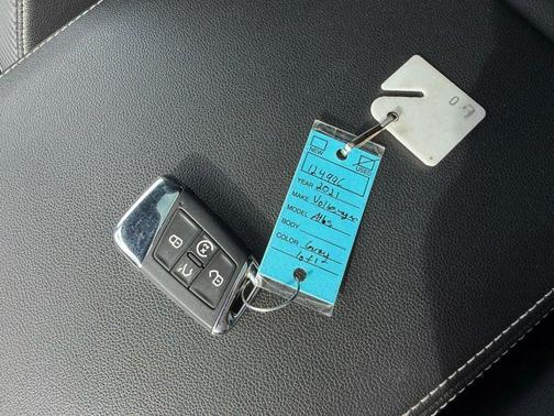 2021 Volkswagen Atlas Cross Sport 3.6L V6 SE w/Technology R-Line