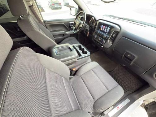 2017 Chevrolet Silverado 1500 2LT
