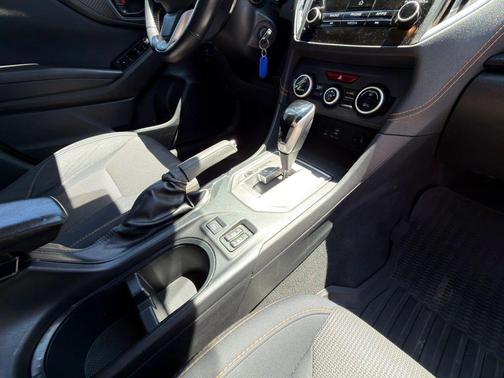 Crystal White Pearl 2021 Subaru Crosstrek Premium