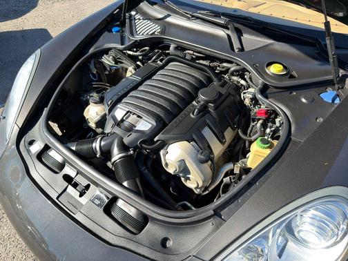 2010 Porsche Panamera 4S