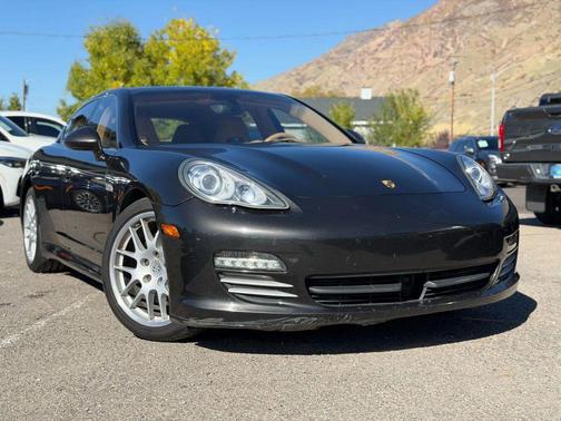 2010 Porsche Panamera 4S