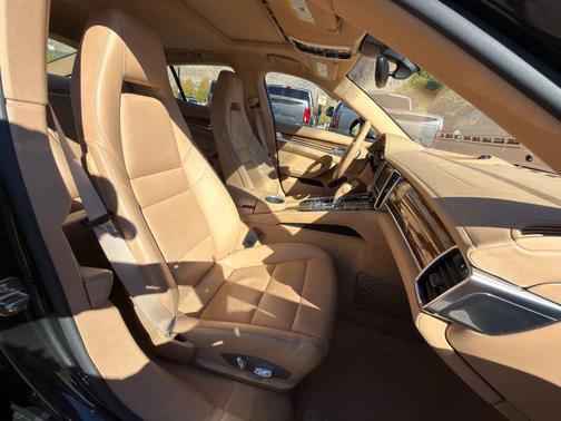 2010 Porsche Panamera 4S