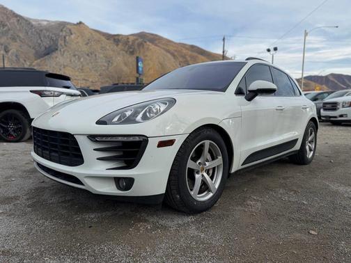 2015 Porsche Macan S