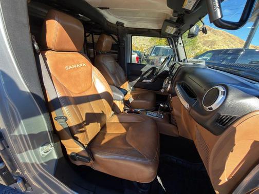 2014 Jeep Wrangler Unlimited Sahara