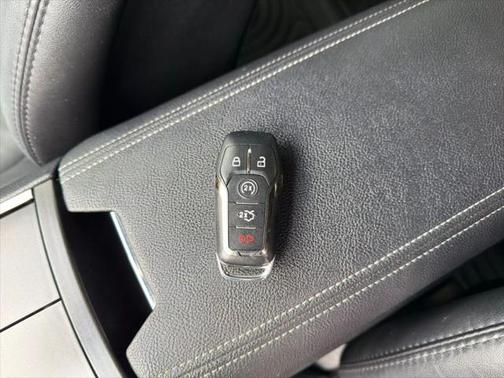 2015 Lincoln MKZ Base