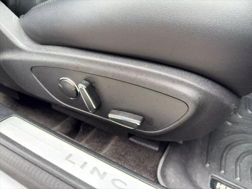 2015 Lincoln MKZ Base