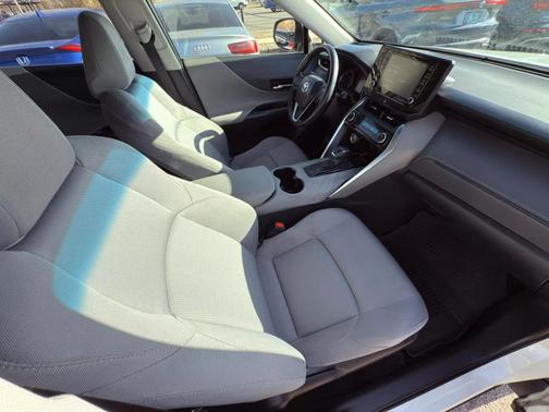 2021 Toyota Venza LE