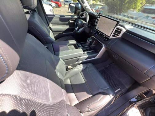 2023 Toyota Tundra Hybrid Platinum