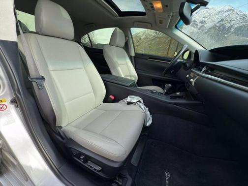 2015 Lexus ES 350 Crafted Line